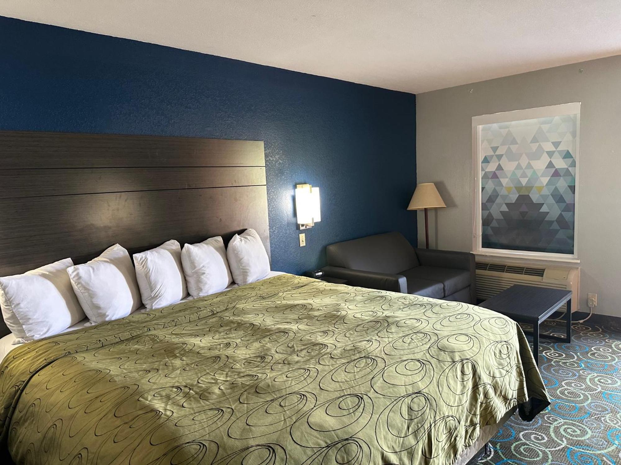 Clairmont Inn & Suites - Warren Kültér fotó